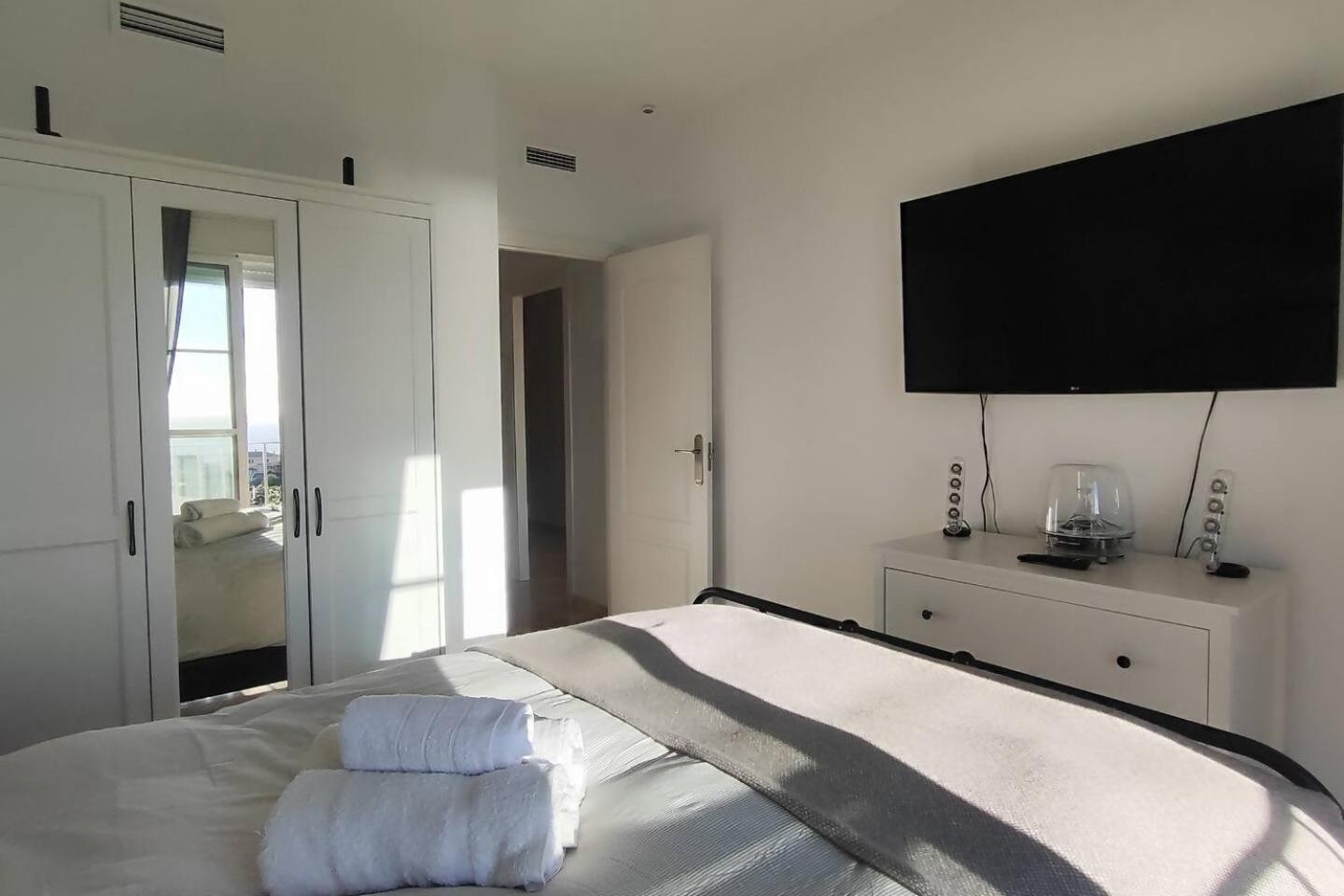 Atico Familiar Vistas Al Mar Apartment Manilva Luaran gambar